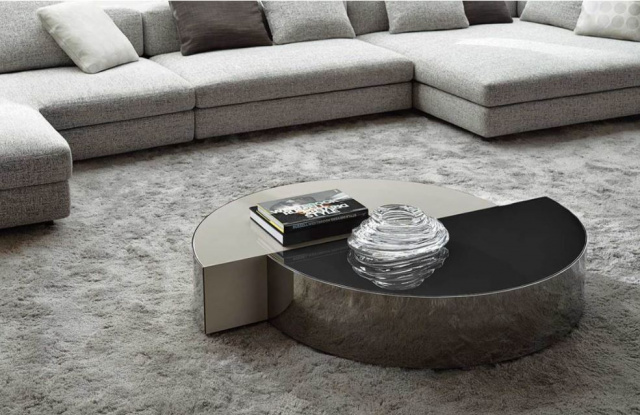 Итальянский журнальный столик Shields от Minotti