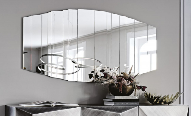 Итальянское зеркало STRIPES от Cattelan Italia