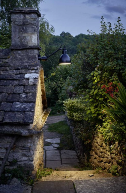 Светильник от DCW Editions - LAMPE GRAS N°304 XL OUTDOOR