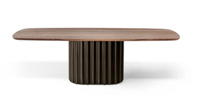 Итальянский стол Dorian Table от Bonaldo