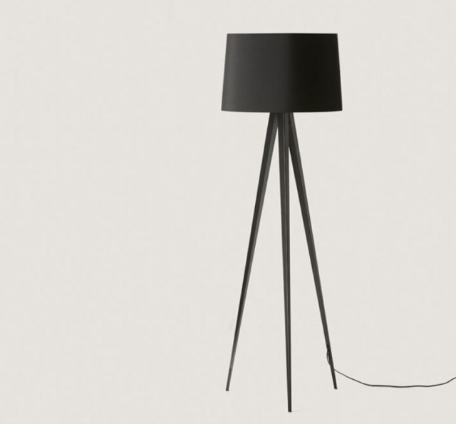 Итальянский светильник TRIPOD P1184 от Aromas