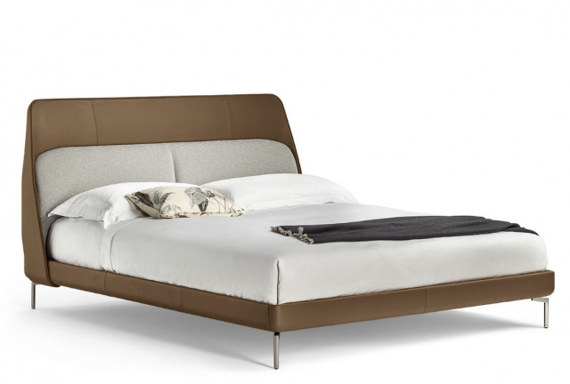 Итальянская кровать Coupè Bed от Poltrona Frau